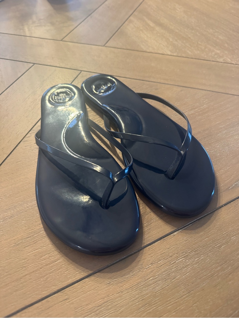 Soléi Sea Navy Flip Flop Sandals - Picture 4 of 12